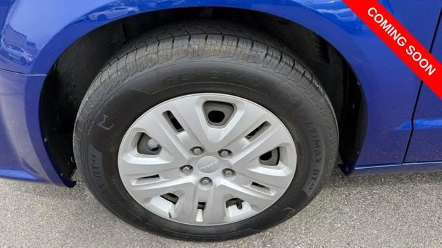 Used 2018 Dodge Grand Caravan SE w/ UConnect Hands-Free Group image 9