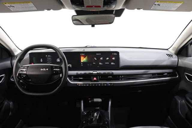 Used 2025 Kia K4 FWD image 14