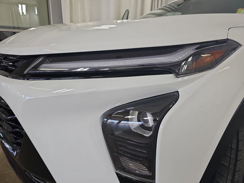 Certified 2024 Chevrolet Trax ACTIV w/ Driver Confidence Package image 35