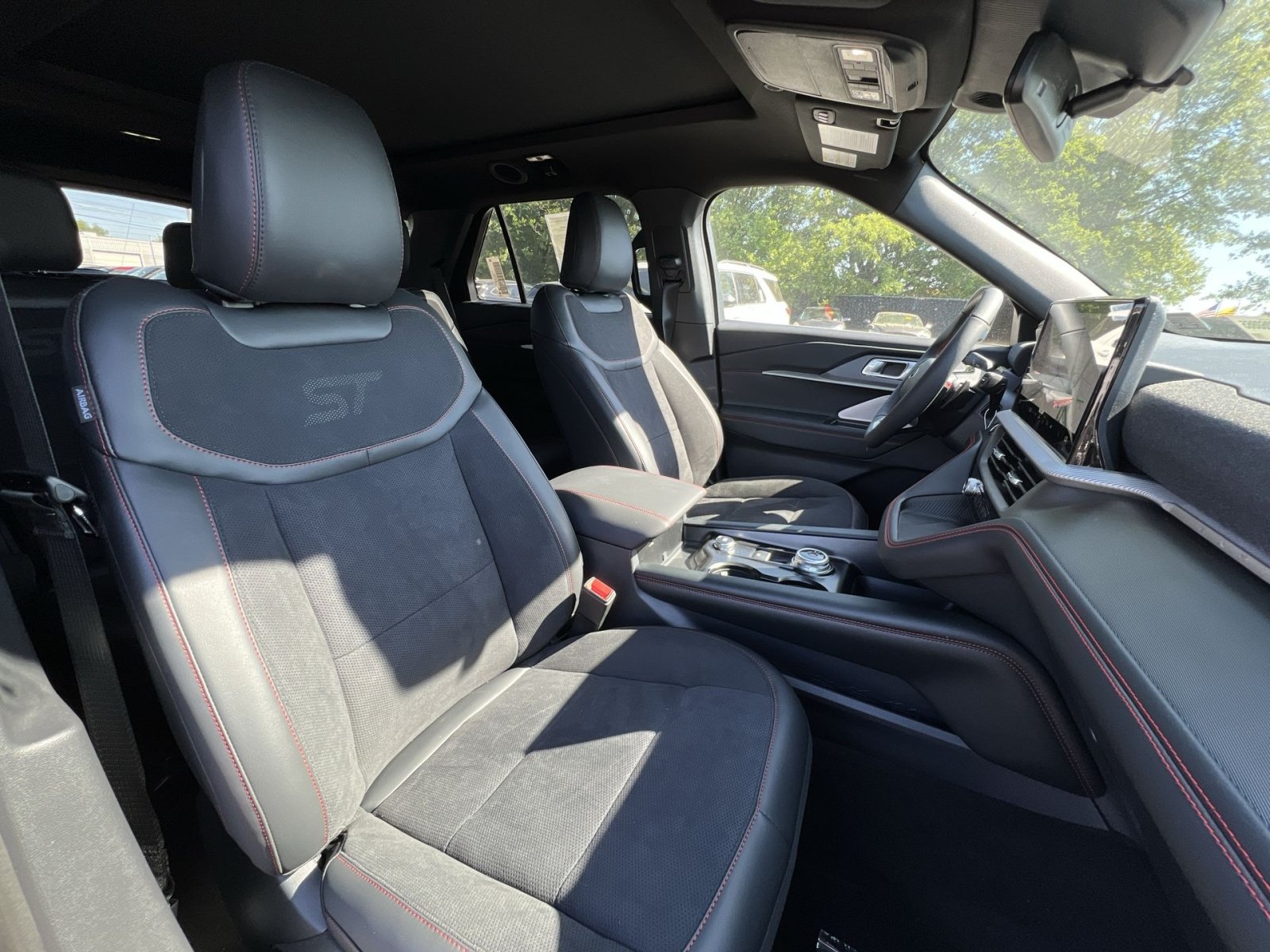 New 2026 Ford Explorer ST w/ Sun And Sound Package AWD/4WD image 28