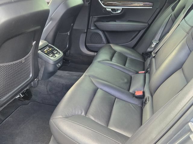 Used 2017 Volvo S90 T5 Momentum w/ Convenience Package FWD image 11
