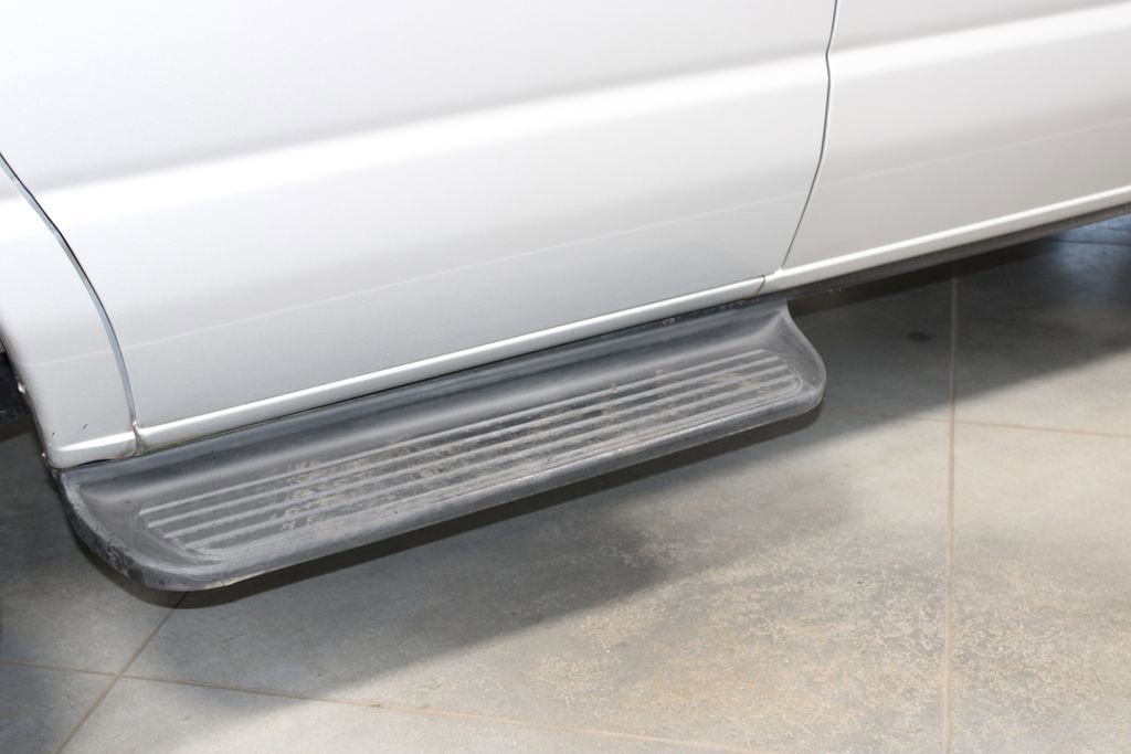 Used 2012 Ford E-350 and Econoline 350 XLT image 21