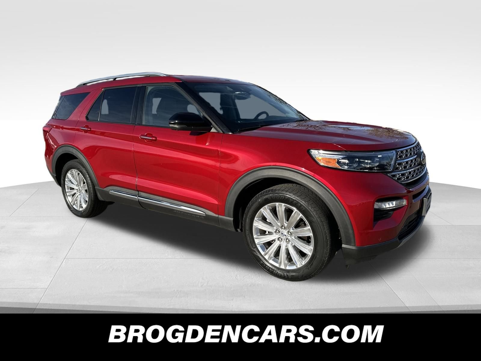 Used 2020 Ford Explorer Limited w/ Class III Trailer Tow Package image 1