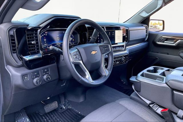 Used 2024 Chevrolet Silverado 1500 LT image 12
