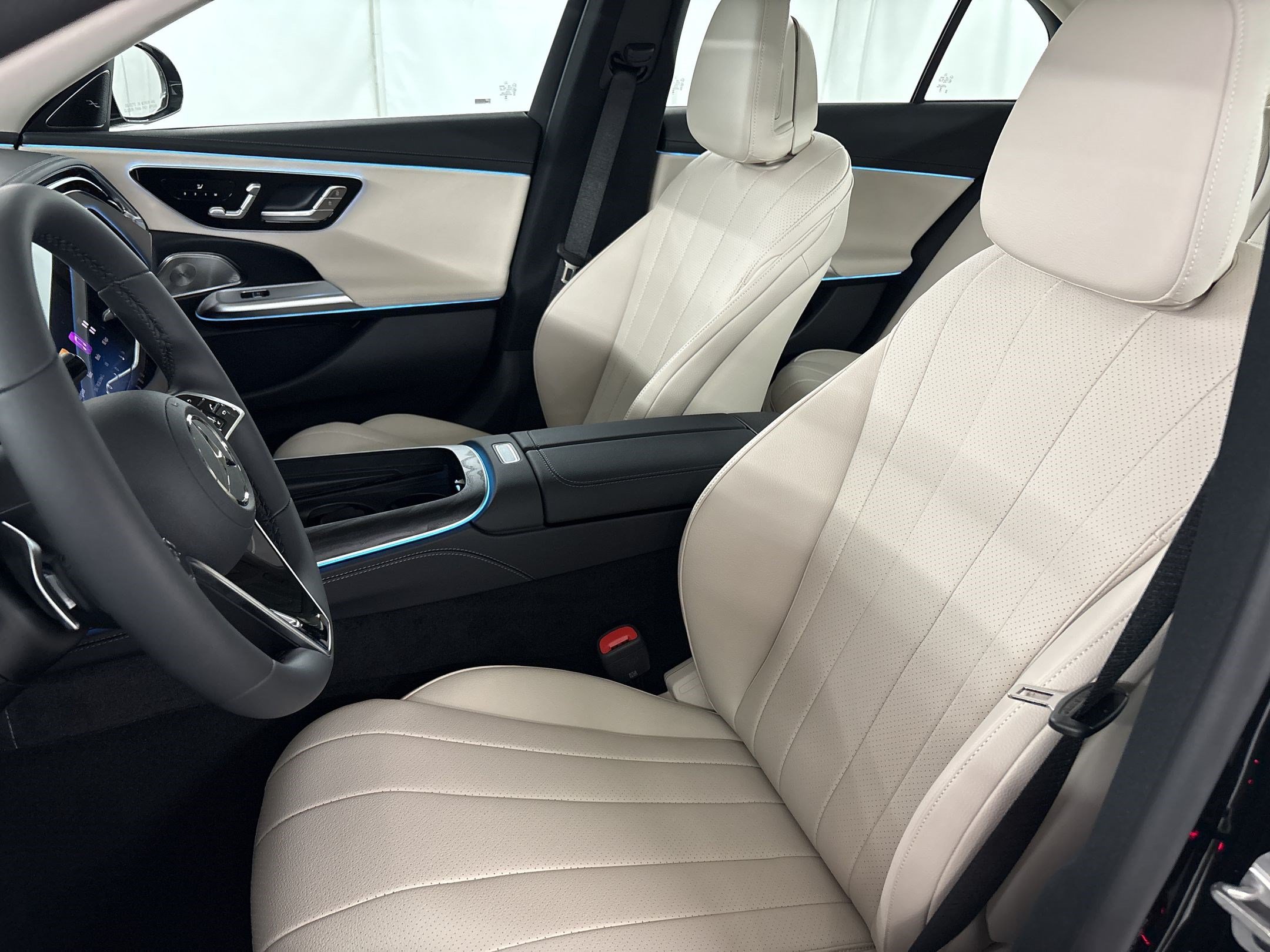 New 2027 Mercedes-Benz E 450 4MATIC Sedan image 5