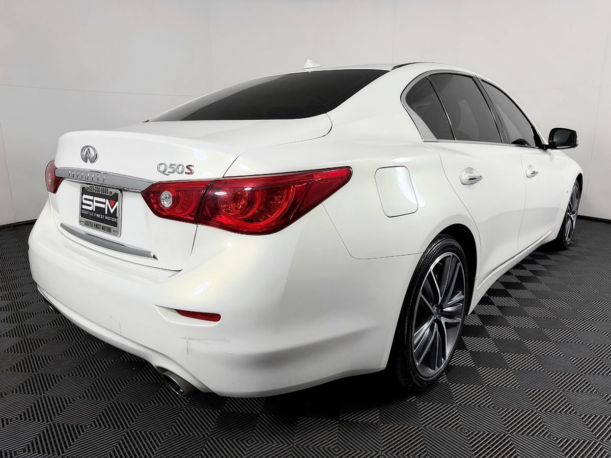 Used 2015 INFINITI Q50 w/ Navigation Package RWD image 8