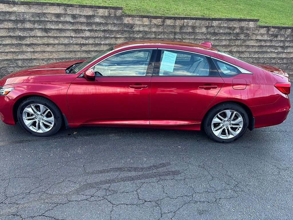 Used 2018 Honda Accord LX image 4