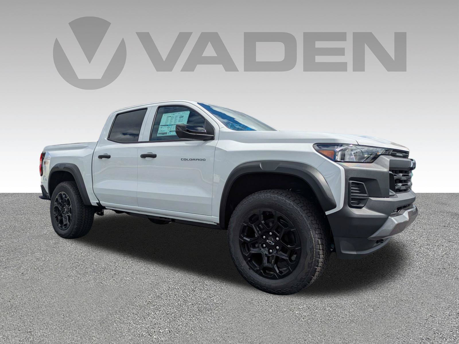New 2026 Chevrolet Colorado Trail Boss AWD/4WD image 3