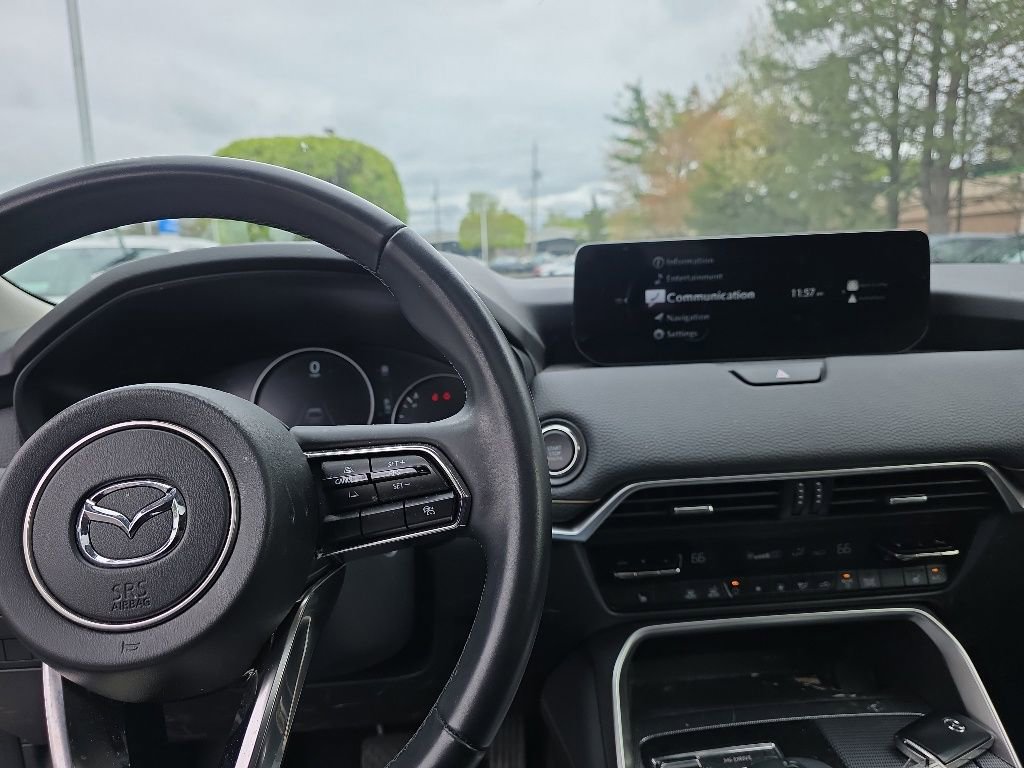 Used 2024 MAZDA CX-90 3.3 Turbo w/ Preferred Package AWD/4WD image 19