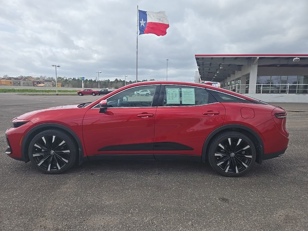 Used 2023 Toyota Crown Platinum image 5