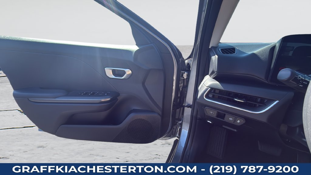 New 2026 Kia K4 FWD image 26