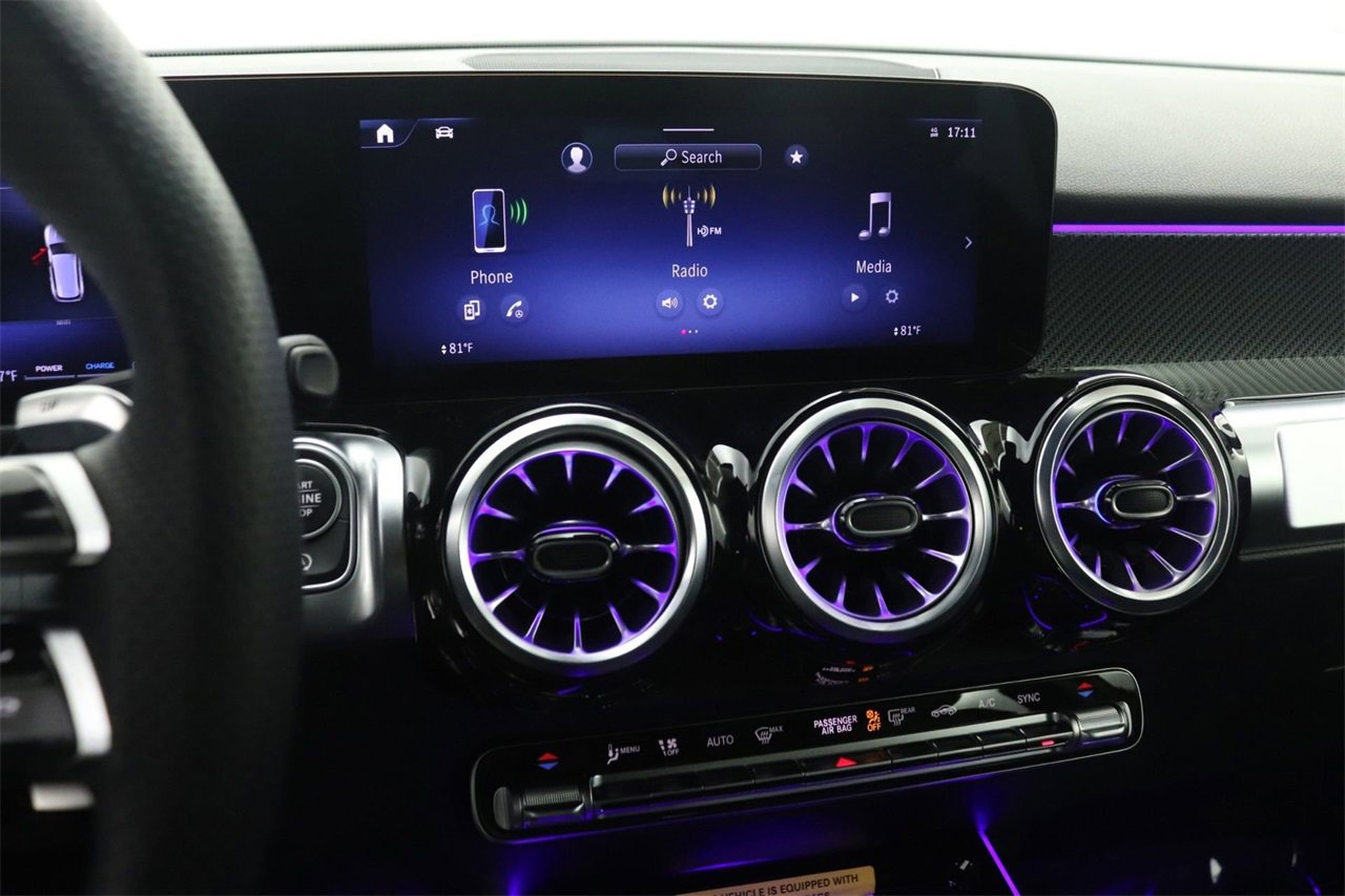 New 2025 Mercedes-Benz GLB 35 AMG 4MATIC image 6