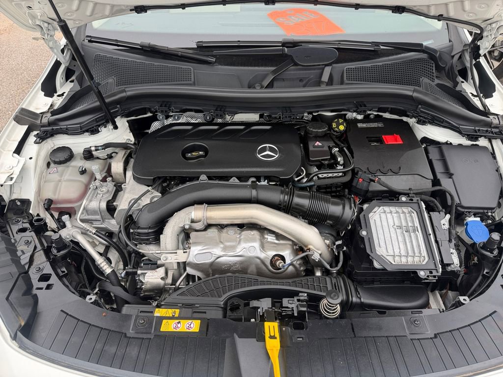 Certified 2025 Mercedes-Benz GLA 250 image 24