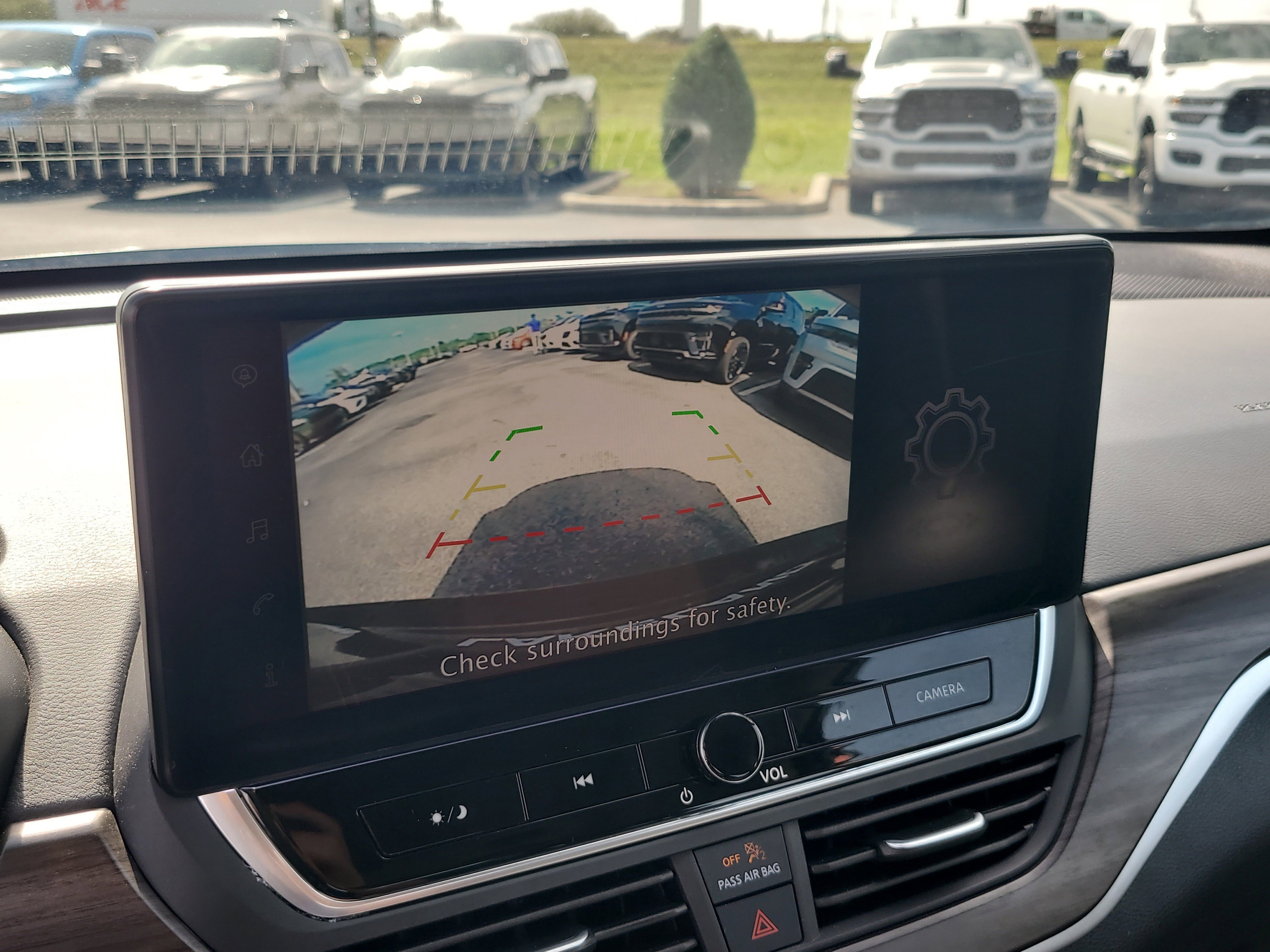 Used 2025 Nissan Altima 2.5 SV w/ SV Special Edition Package image 22