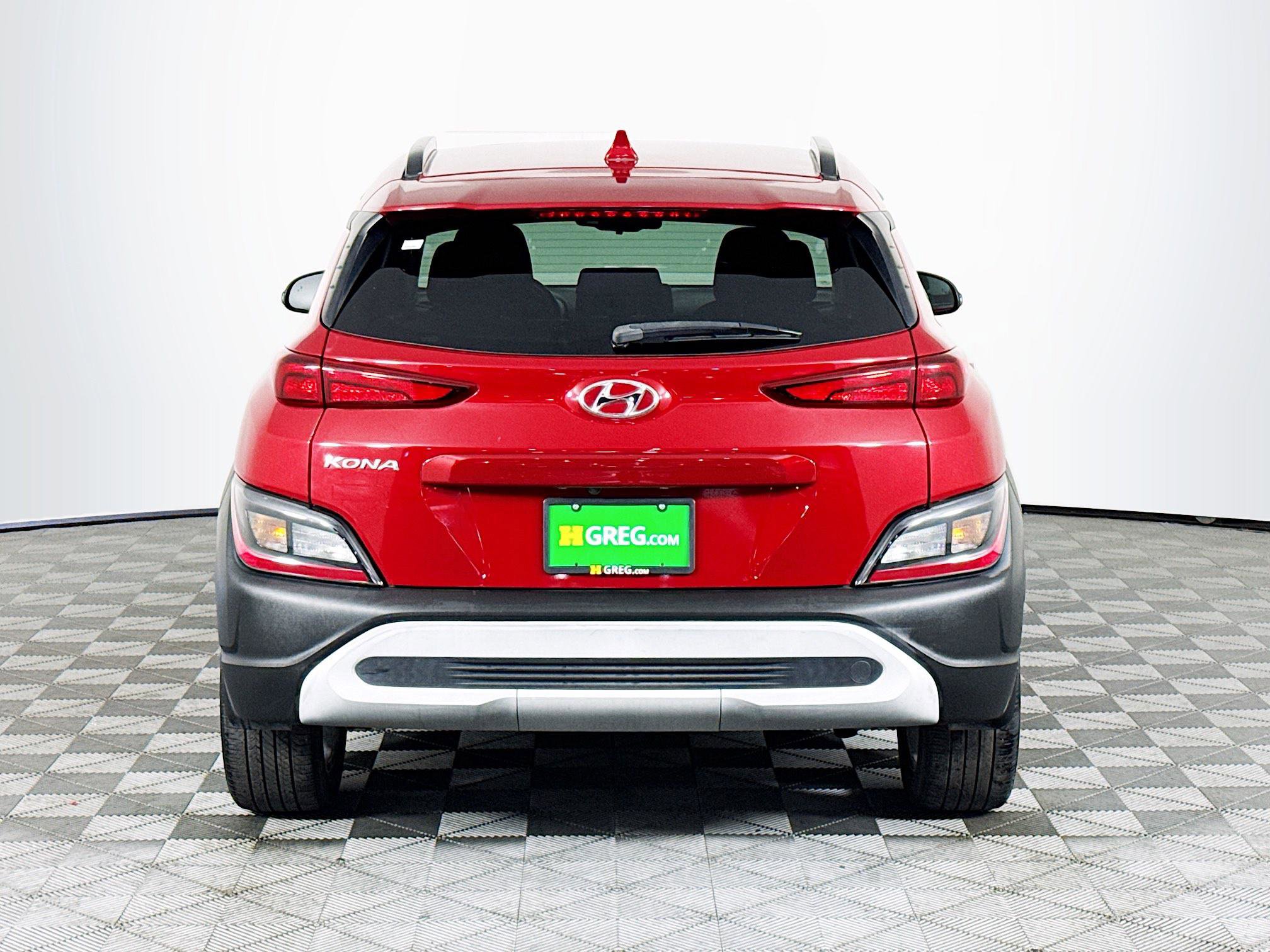 Used 2022 Hyundai Kona SEL w/ Convenience Package image 8