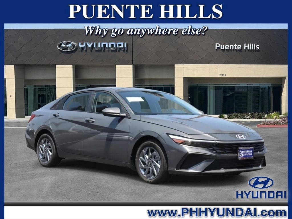 New 2026 Hyundai Elantra Sport FWD image 1