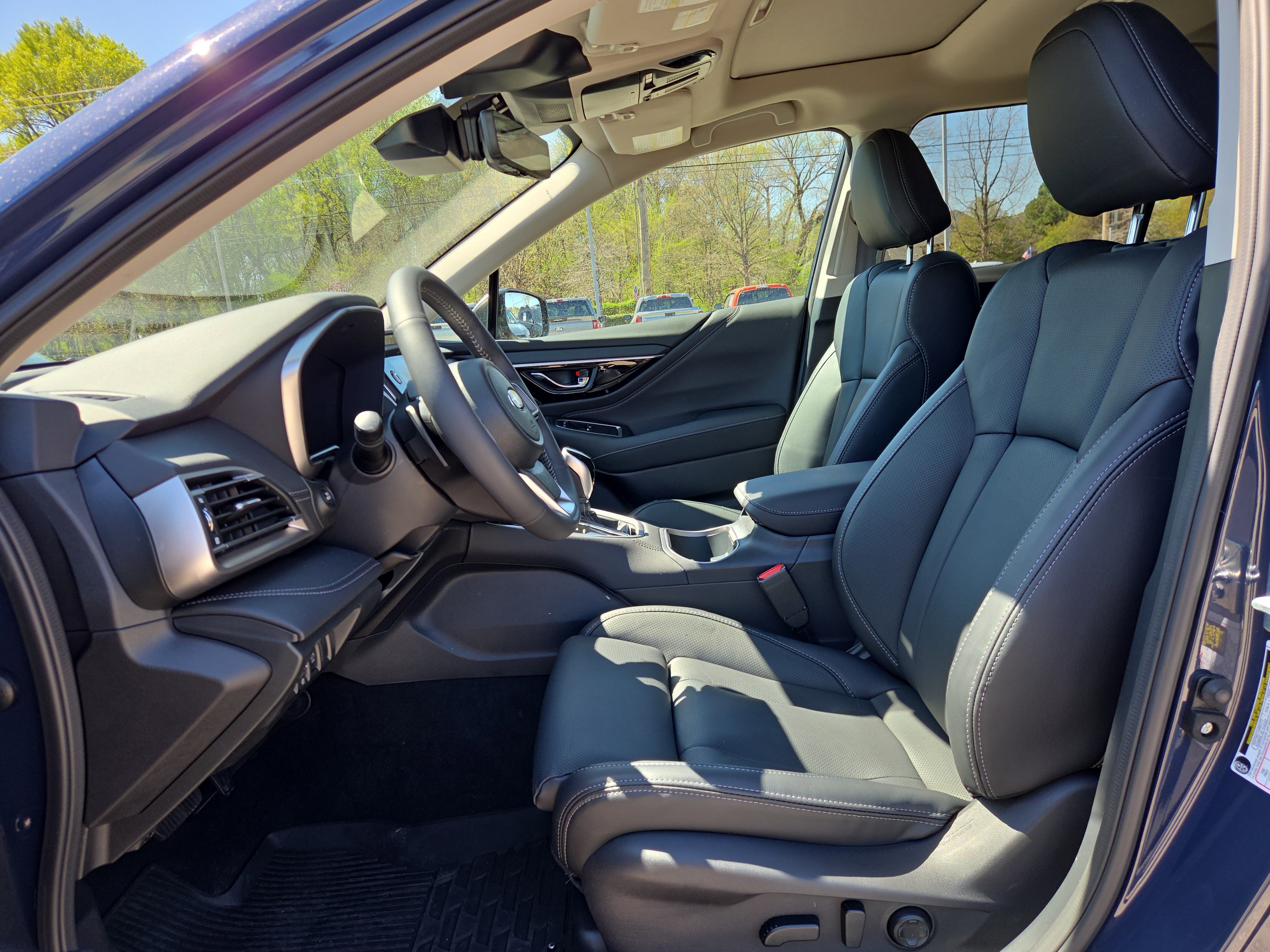 Used 2025 Subaru Outback Touring XT image 10