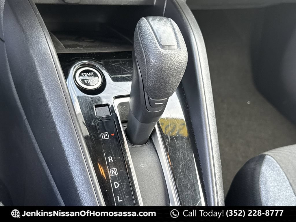 Certified 2023 Nissan Versa SV FWD image 37