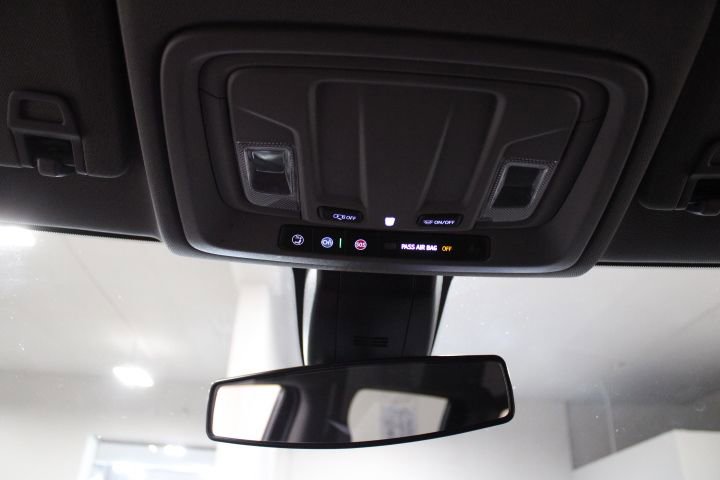 Used 2022 GMC Sierra 1500 SLE image 41