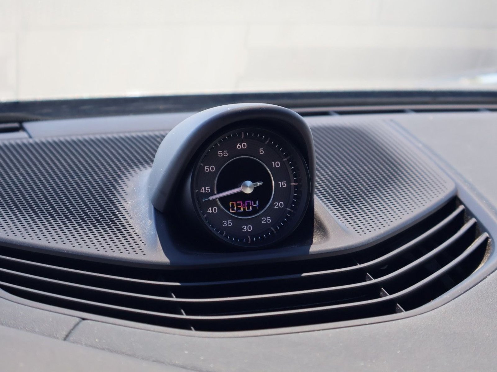 Certified 2023 Porsche Taycan Turbo S AWD/4WD image 26
