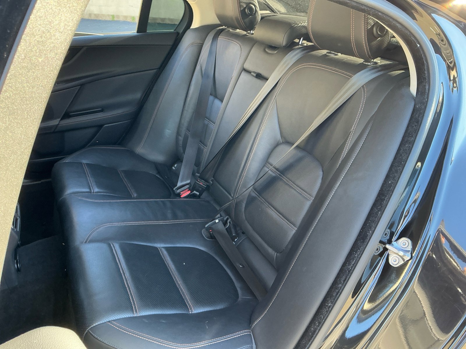 Used 2017 Jaguar XE Prestige image 19