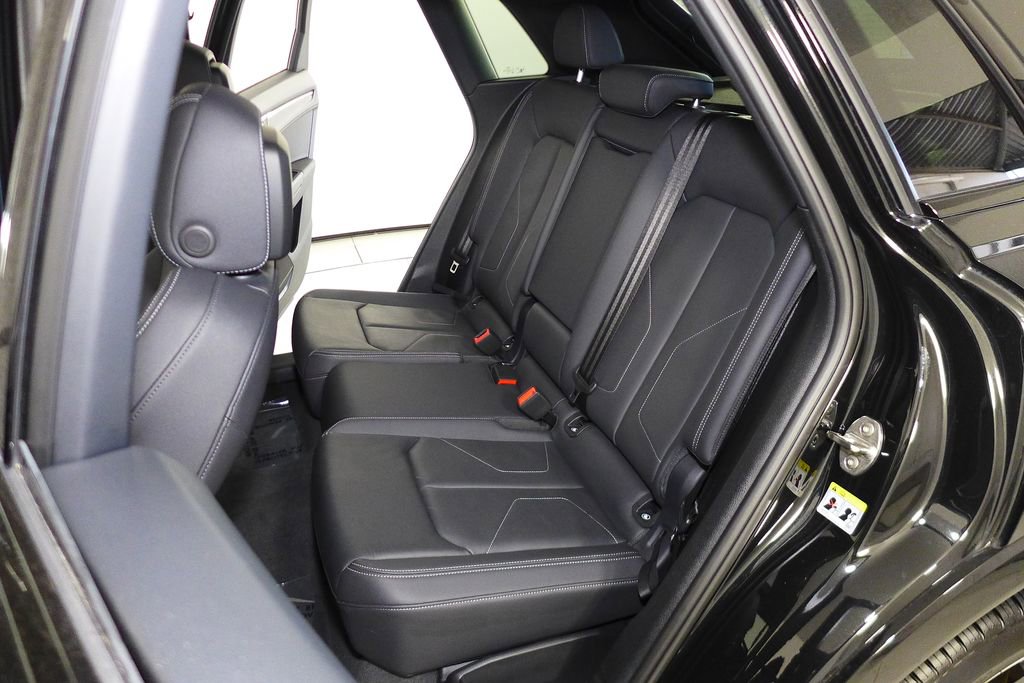 Used 2025 Audi Q3 2.0T Premium w/ Convenience Package image 21