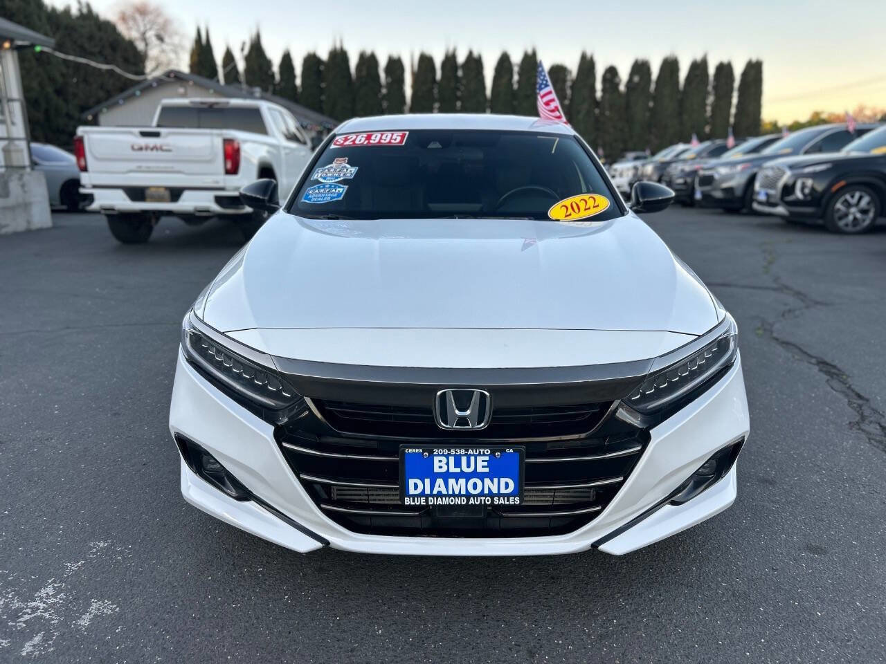 Used 2022 Honda Accord Sport image 3