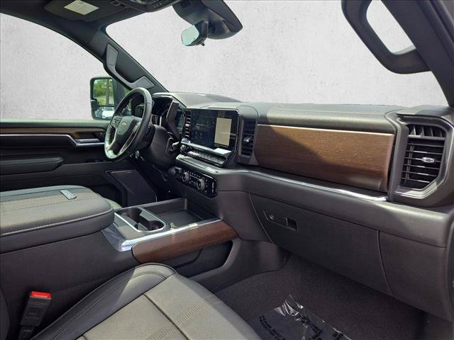 Used 2024 Chevrolet Silverado 2500 High Country w/ High Country Premium Package AWD/4WD image 19