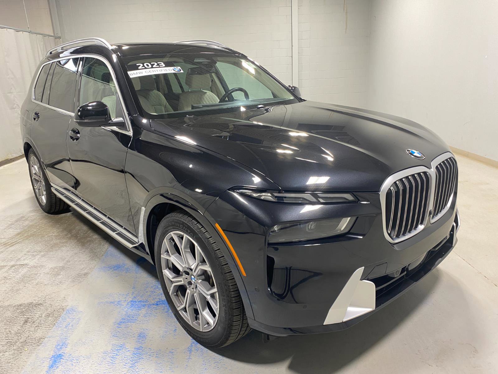 Certified 2023 BMW X7 xDrive40i w/ Climate Comfort Package image 4