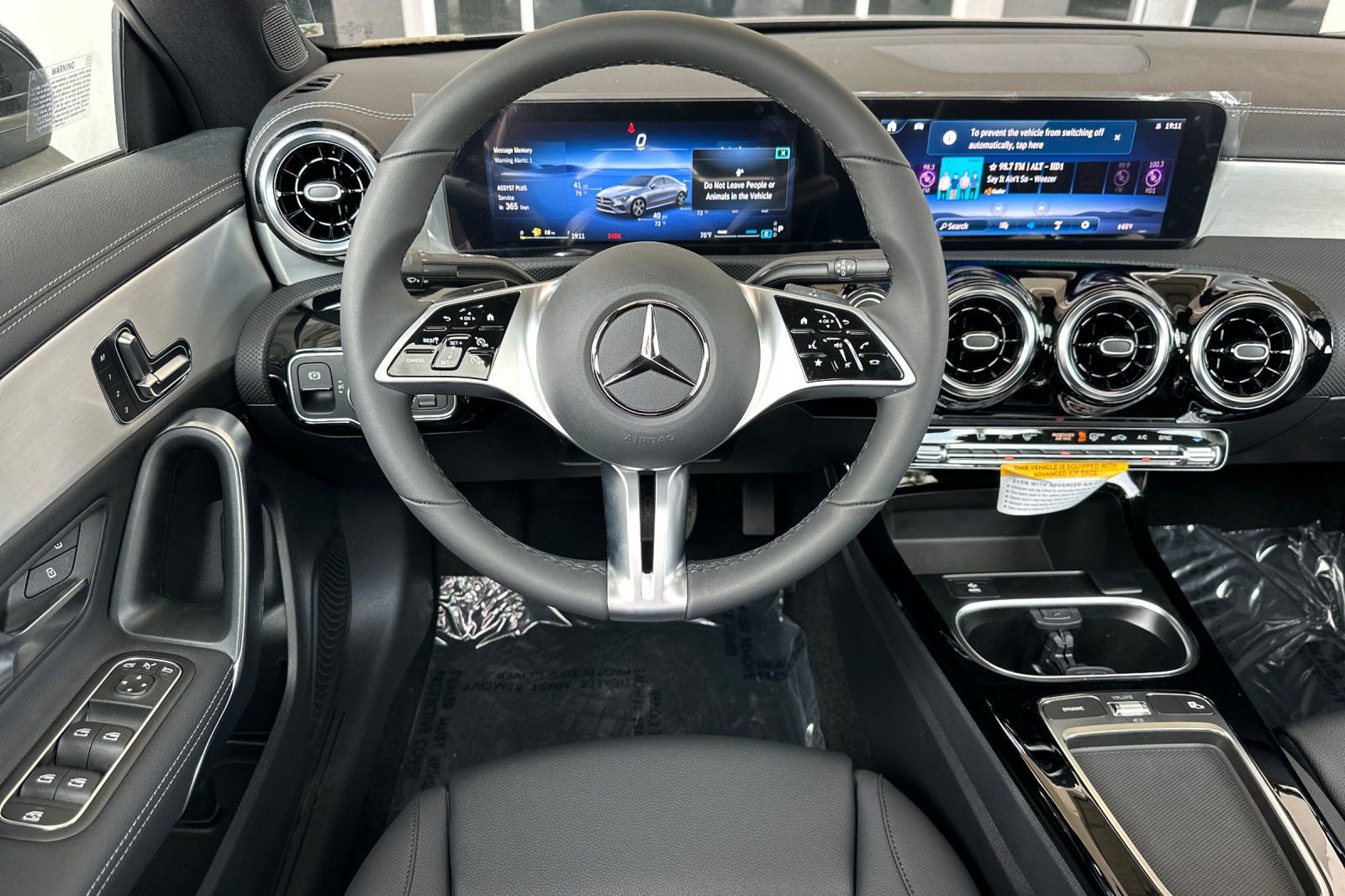 New 2025 Mercedes-Benz CLA 250 4MATIC image 12