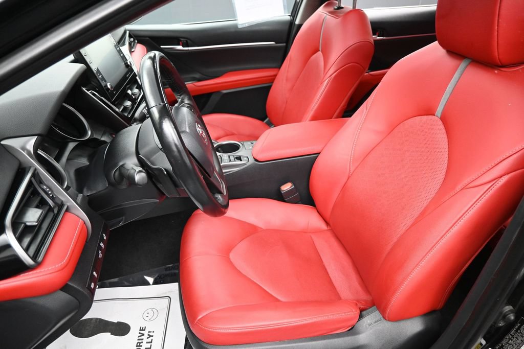 Used 2022 Toyota Camry XSE FWD image 29
