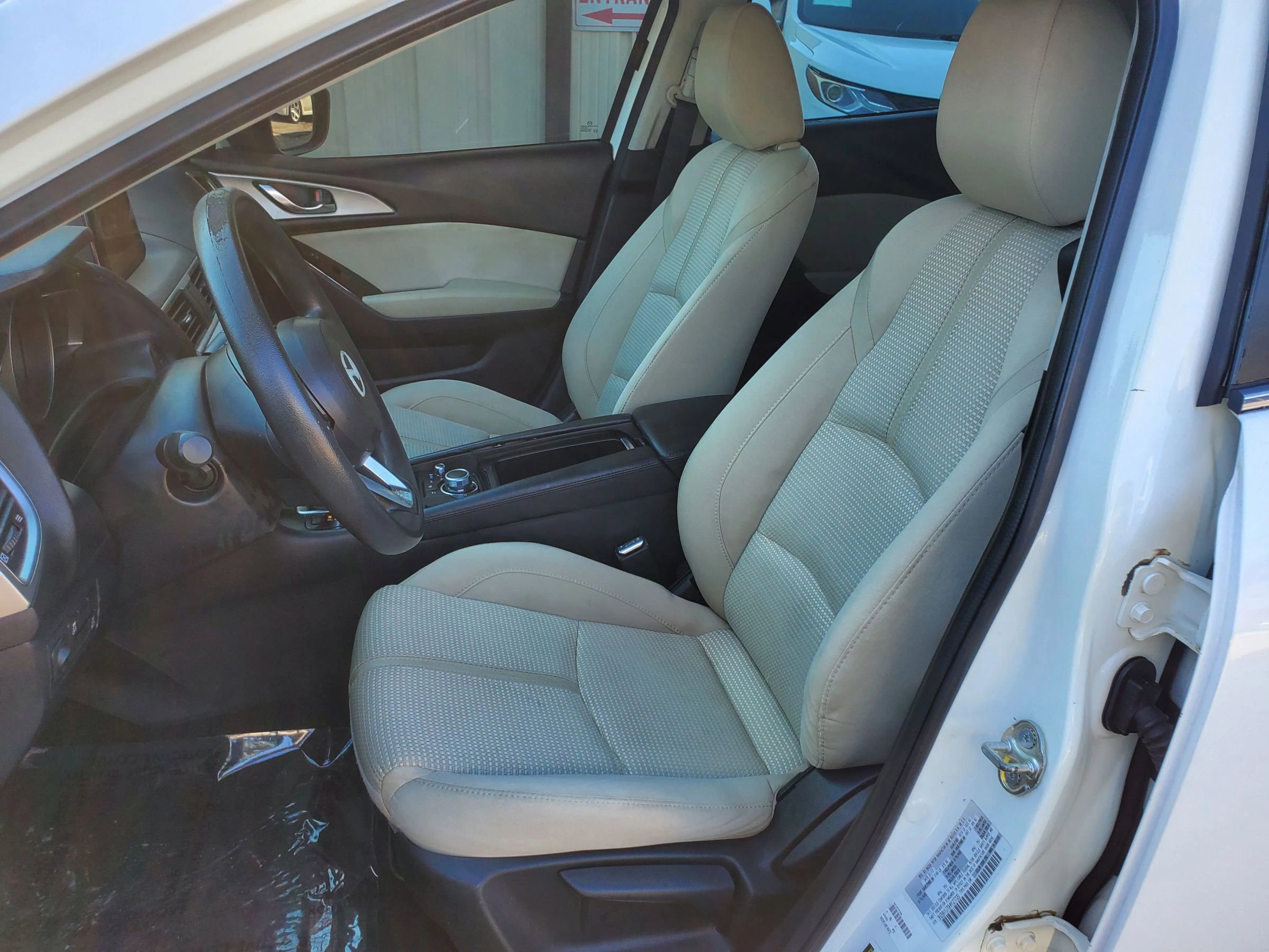 Used 2017 MAZDA MAZDA3 Sport w/ Preferred Equipment Package image 18