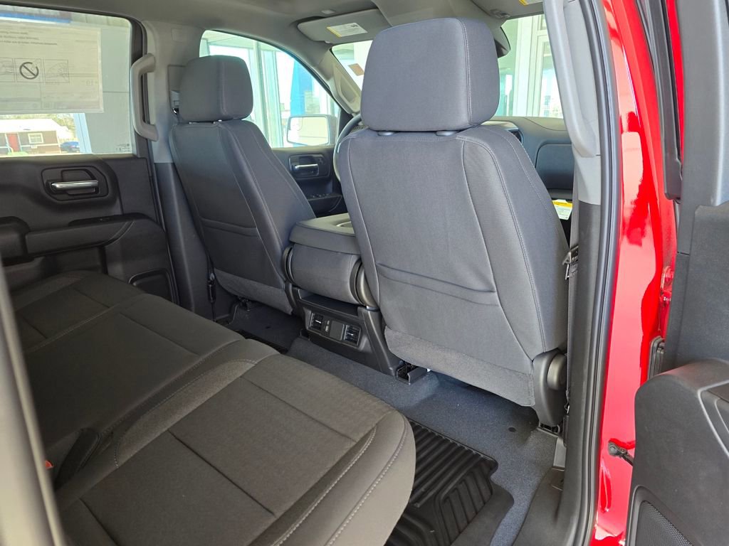New 2026 Chevrolet Silverado 1500 Custom w/ LPO, Dark Essentials Package AWD/4WD image 15