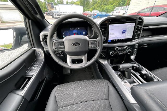 Used 2025 Ford F150 XLT w/ Equipment Group 302A MID AWD/4WD image 5