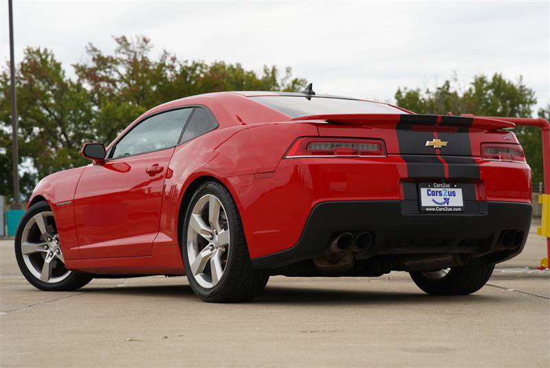 Used 2015 Chevrolet Camaro SS w/ RS Package RWD image 5