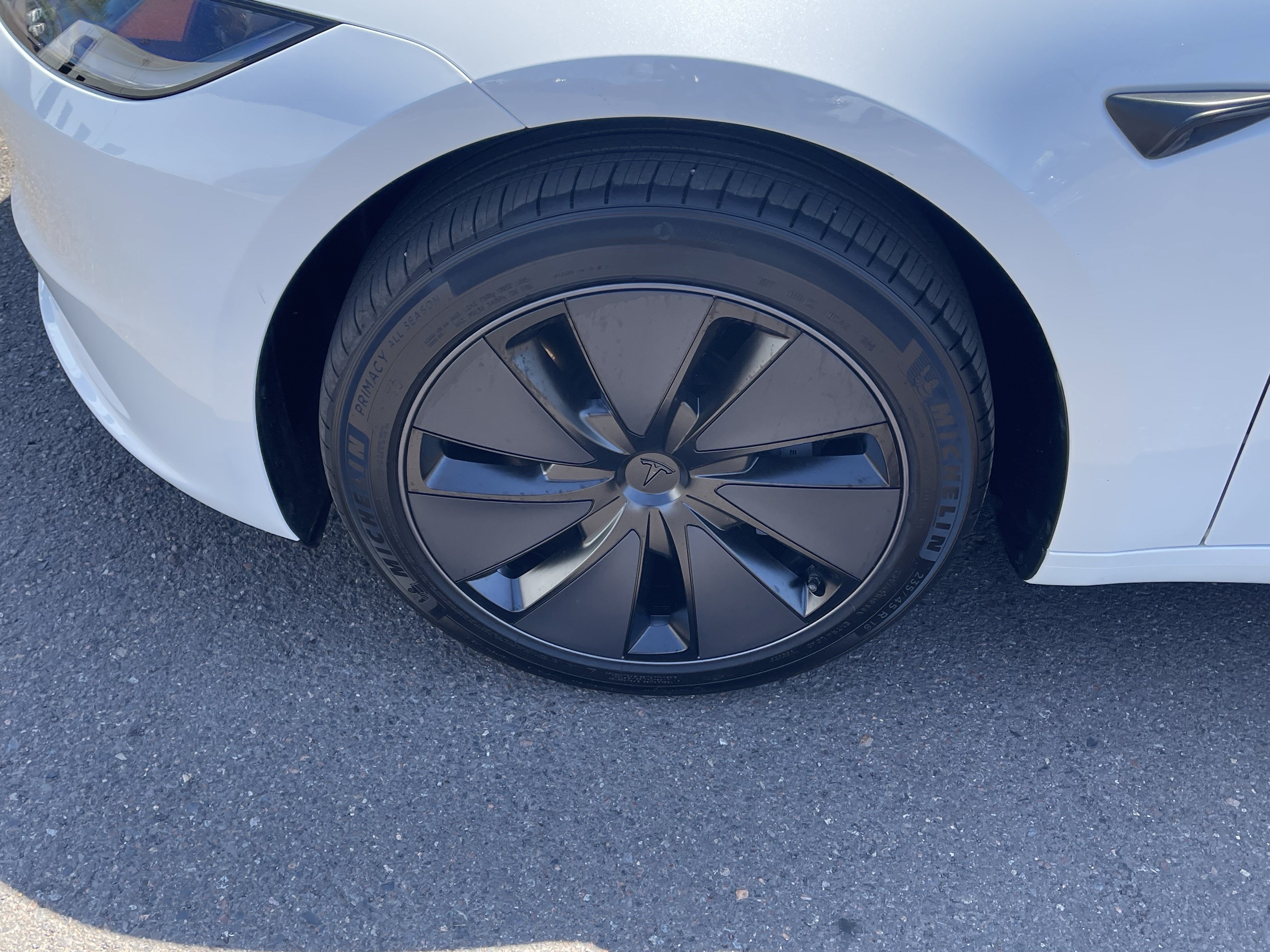 Used 2025 Tesla Model 3 Long Range RWD image 9