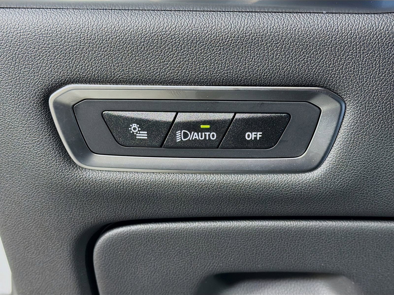 New 2026 BMW X7 xDrive40i w/ Executive Package AWD/4WD image 11