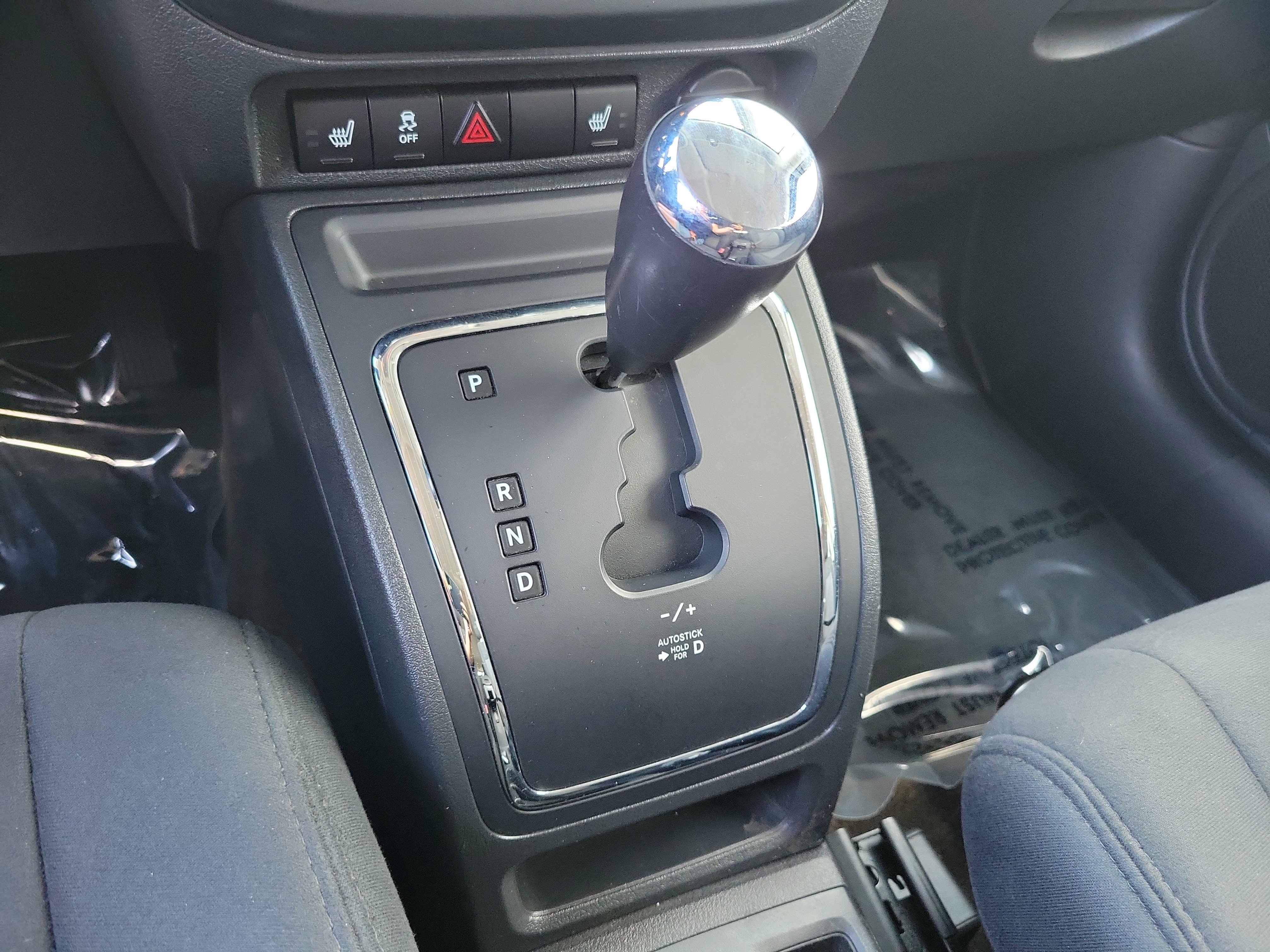Used 2014 Jeep Patriot Latitude w/ All Weather Capability Group AWD/4WD image 23