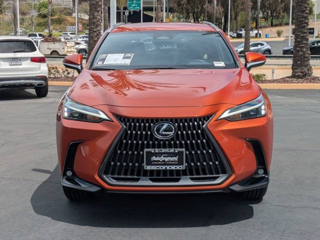Used 2023 Lexus NX 250 FWD image 2