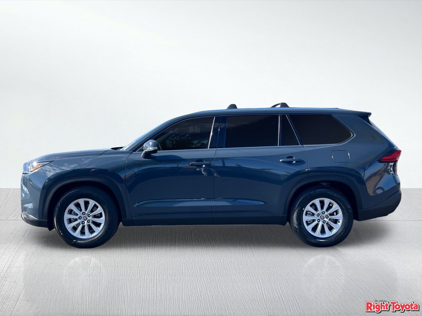 Certified 2024 Toyota Grand Highlander FWD image 4