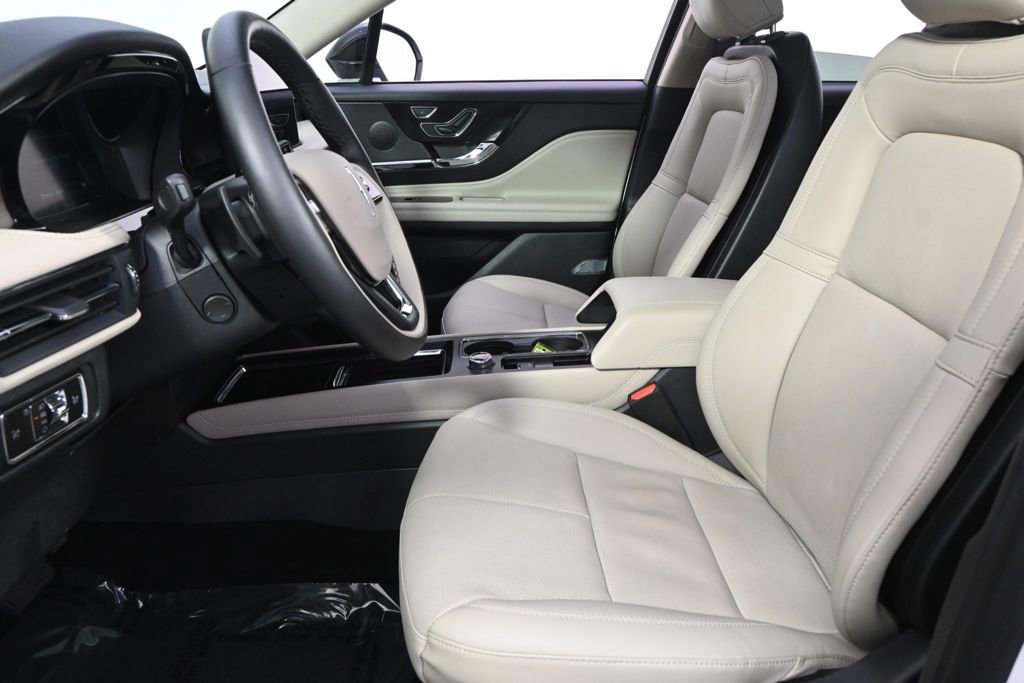 New 2026 Lincoln Corsair Reserve image 11