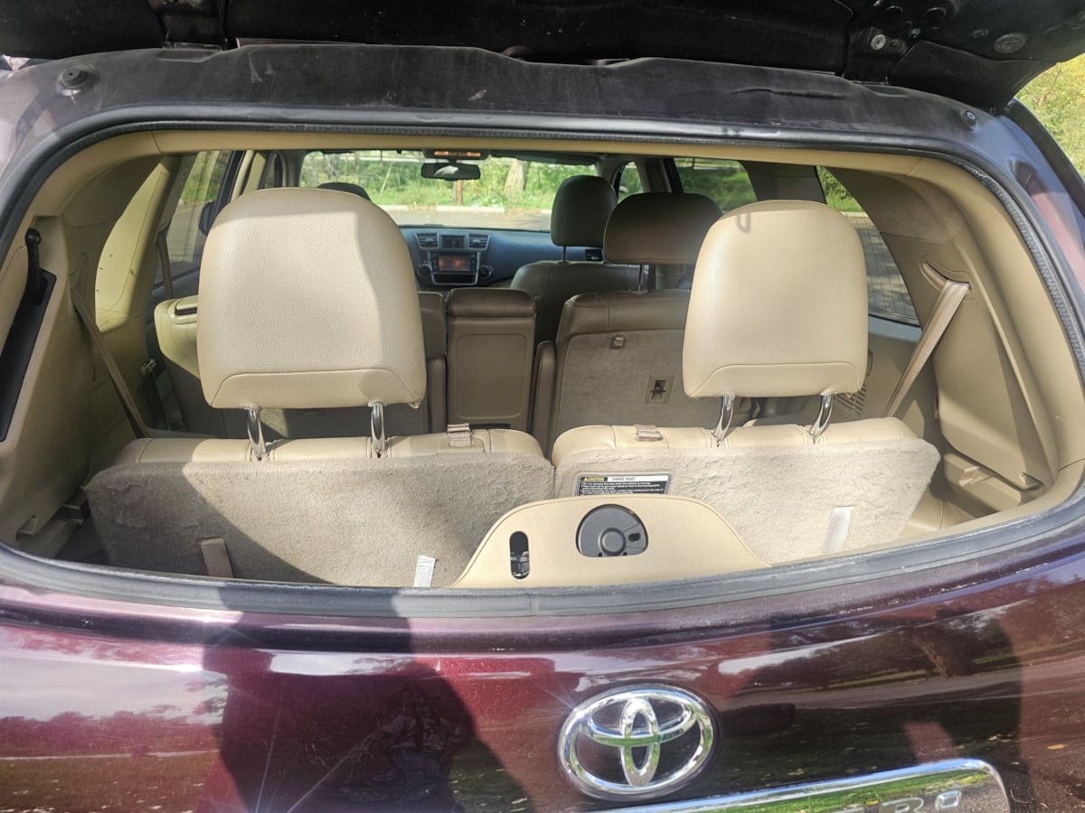 Used 2013 Toyota Highlander Limited FWD image 34