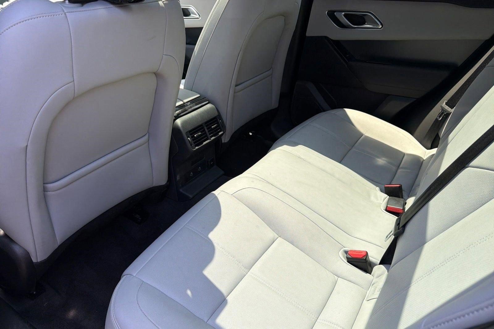 Used 2026 Land Rover Range Rover Velar S AWD/4WD image 30