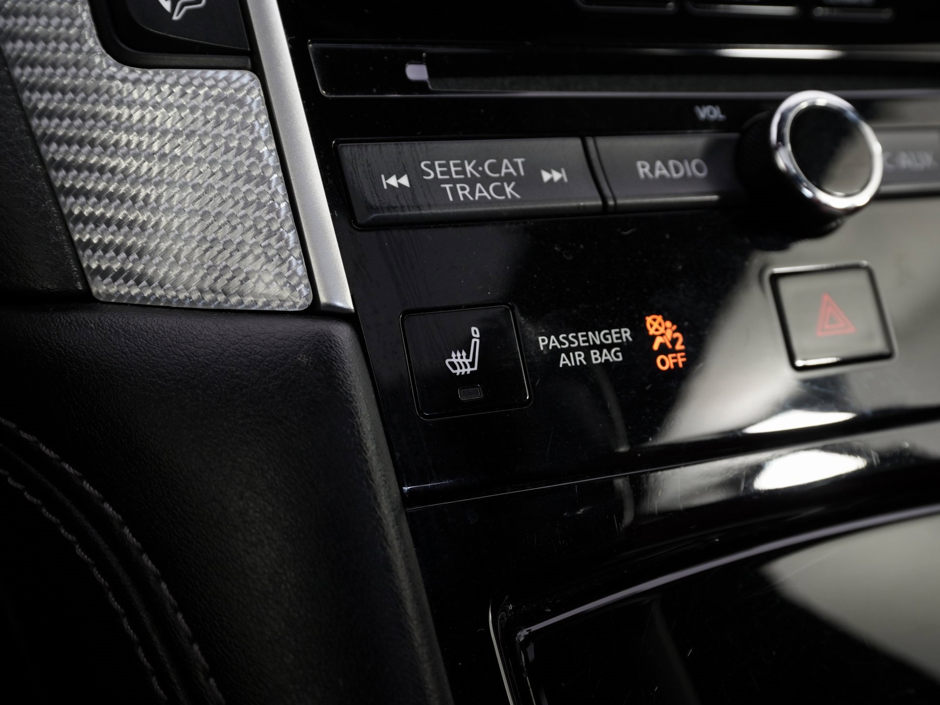 Used 2018 INFINITI Q60 Red Sport 400 w/ Pro Active Package image 21