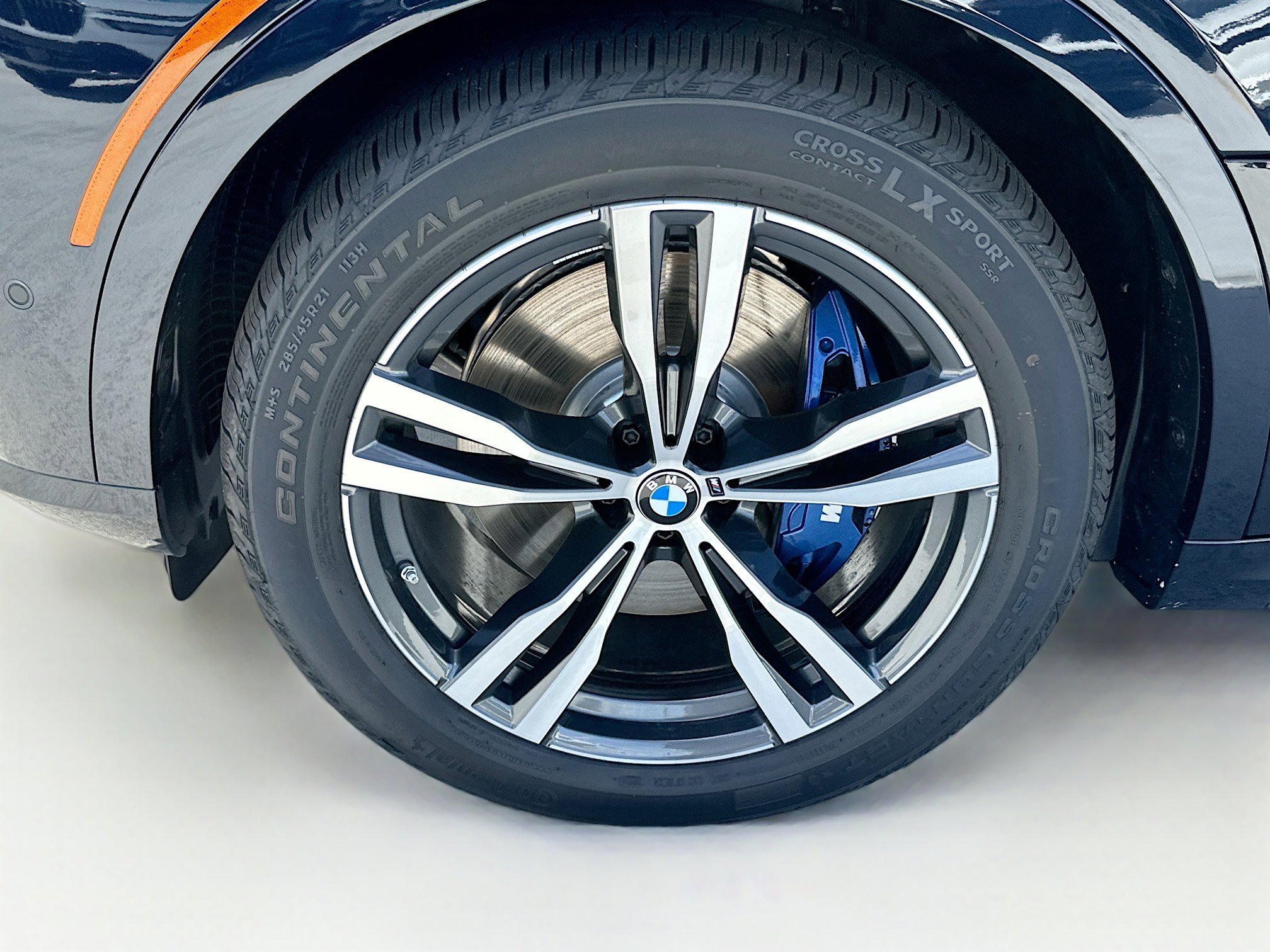 New 2025 BMW X7 M60i w/ Executive Package image 35