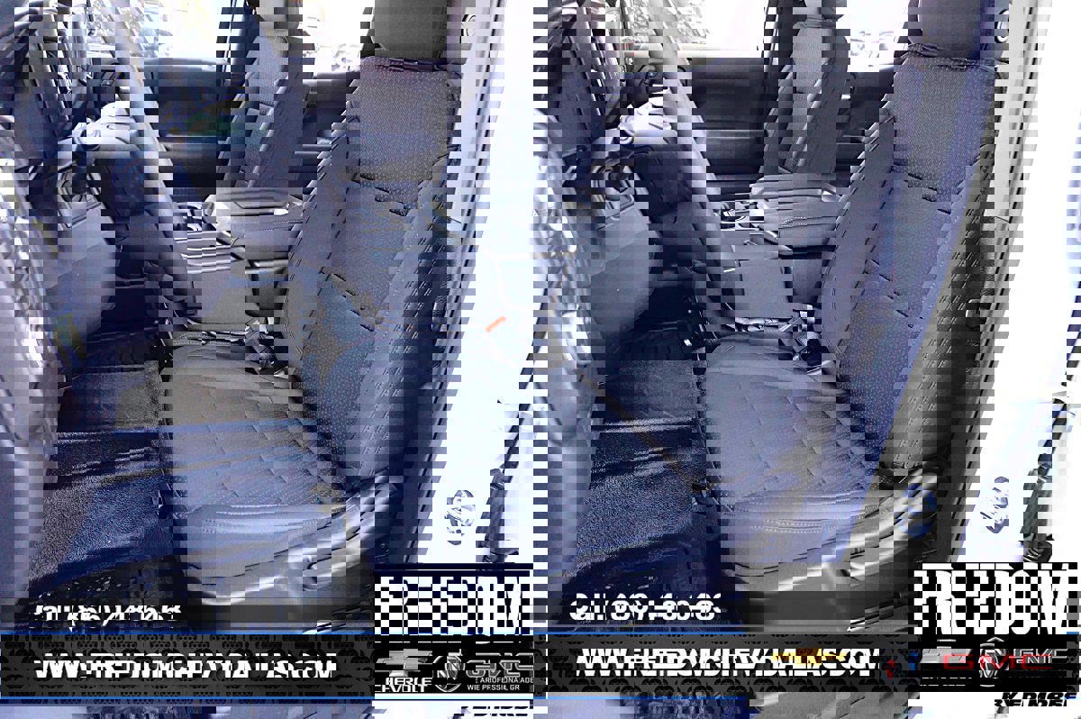 New 2026 GMC Sierra 1500 Pro w/ Pro Value Package image 9