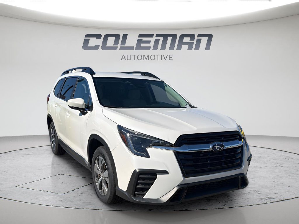 Used 2025 Subaru Ascent Premium AWD/4WD image 3