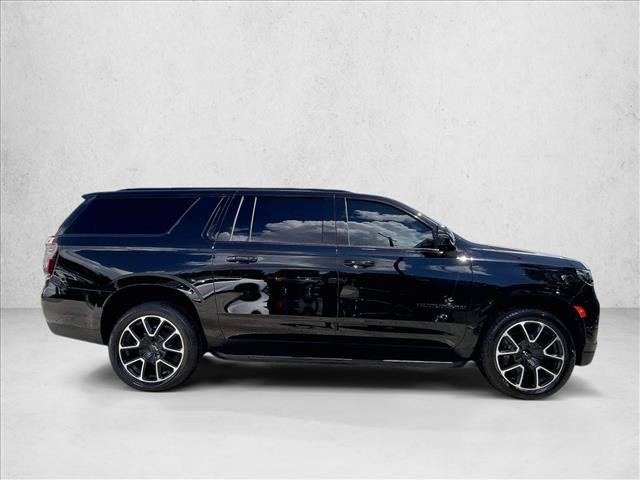Certified 2024 Chevrolet Suburban RST w/ Luxury Package RWD image 5