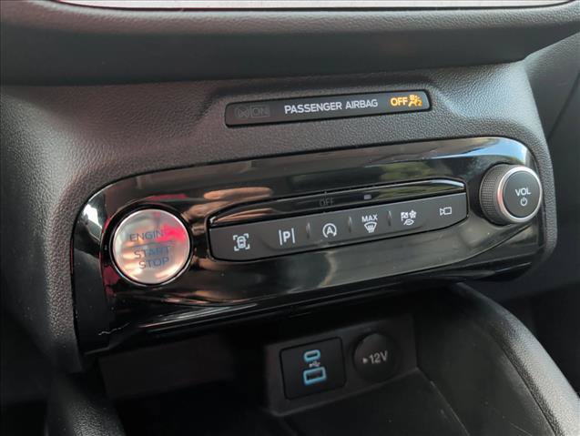 Used 2023 Ford Escape Platinum AWD/4WD image 17
