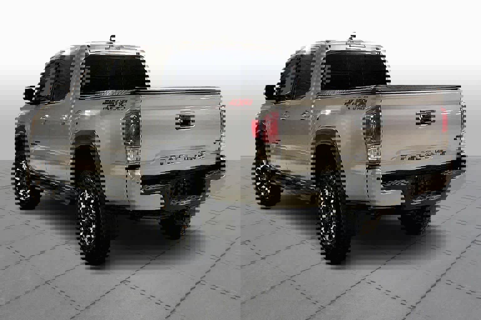 Used 2021 Toyota Tacoma TRD Off-Road image 12